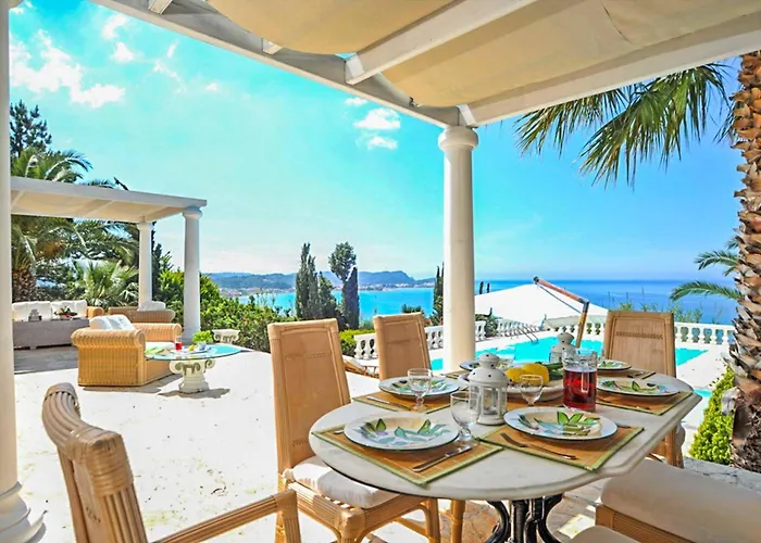 Stella Villa Karousádes